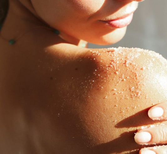 Τι είναι οι ελεύθερες ρίζες και πώς επιδρούν στο δέρμα μας;